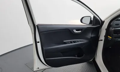 Kia Stonic 2019, 77508 км, за 7280.76 USD - фото 24