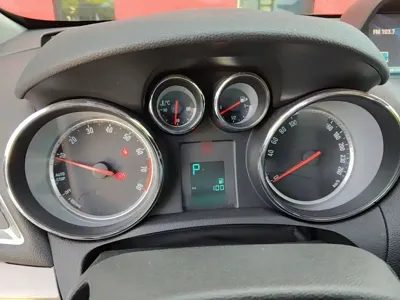 Buick Encore 2015, 94600 км, за 3022.57 USD