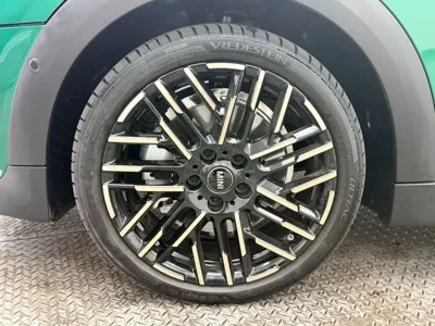 MINI Cooper 2025, 4137 км, за 23442.07 USD