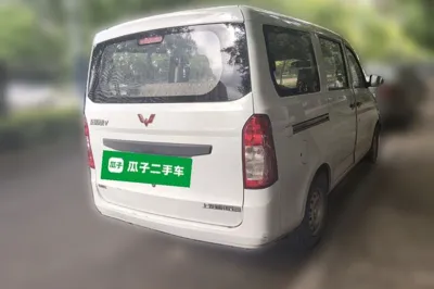 Wuling Rongguang V 2016, 69300 км, за 3231 USD