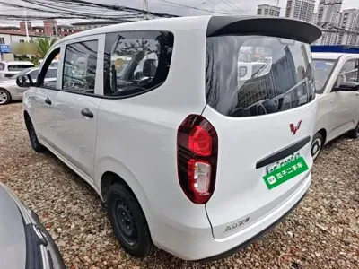 Wuling Hongguang EV 2025, 200 км, за 7525.52 USD