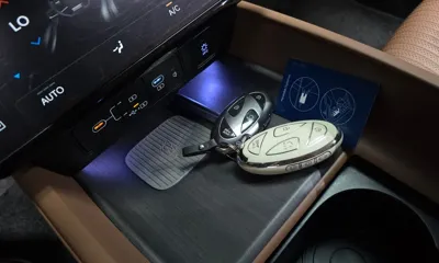 Hyundai Grandeur 2023, 32172 км, за 22725.78 USD - фото 27
