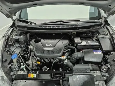 Hyundai Avante 2016, 125007 км, за 3347.77 USD