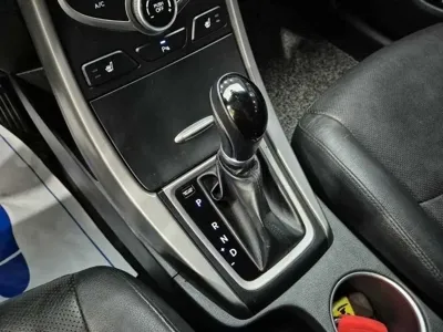 Hyundai Avante 2016, 125007 км, за 3347.77 USD - фото 8