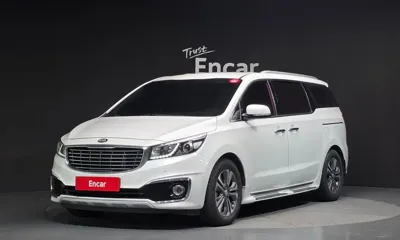 Kia Canival · 2018 год