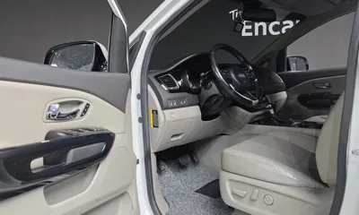 Kia Canival 2018, 128546 км, за 9205.29 USD - фото 11