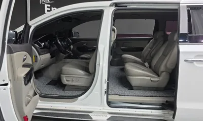Kia Canival 2018, 128546 км, за 9205.29 USD - фото 17
