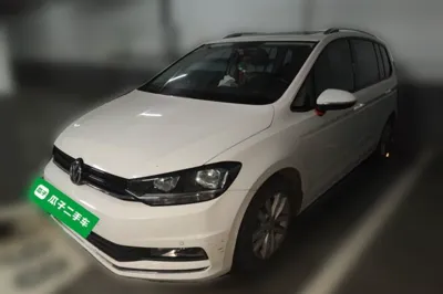 Volkswagen Touran · 2018 год