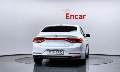 Hyundai Grandeur 2018, 124170 км, за 11839.72 USD