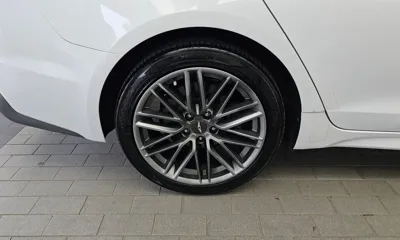 Genesis G70 2018, 166979 км, за 66096.03 USD