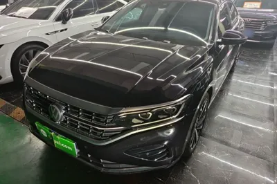 Volkswagen Passat · 2024 год