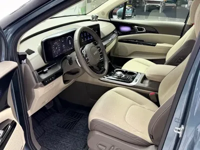 Kia Carnival 2021, 29000 км, за 27376.1 USD - фото 10