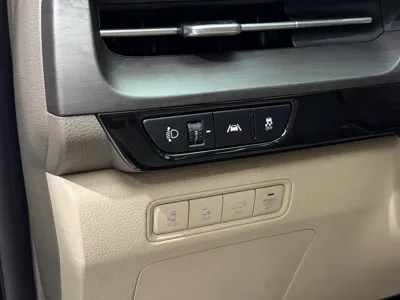 Kia Carnival 2021, 29000 км, за 27376.1 USD - фото 11