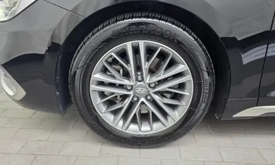 Hyundai Grandeur 2019, 121845 км, за 9439.74 USD