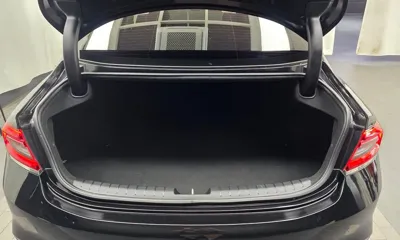 Hyundai Grandeur 2019, 121845 км, за 9439.74 USD - фото 20