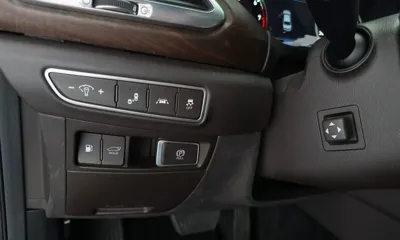 Genesis G90 2019, 60485 км, за 23565.71 USD - фото 19