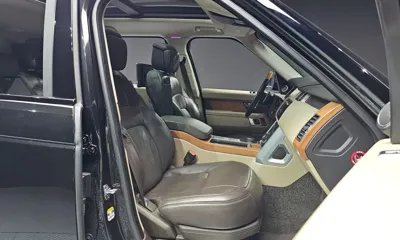 Land Rover Range Rover 2019, 131383 км, за 42423.06 USD - фото 10