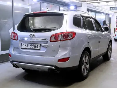 Hyundai Santafe 2012, 246940 км, за 1245.03 USD