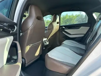 BYD Qin Plus 2023, 50000 км, за 7180.56 USD - фото 6