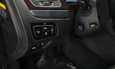Hyundai Equus 2015, 121142 км, за 7091.23 USD - фото 14