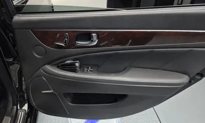 Hyundai Equus 2015, 121142 км, за 7091.23 USD - фото 25