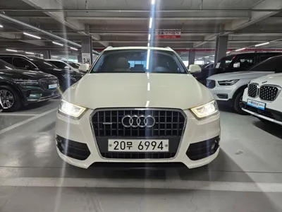 Audi Q3 2014, 133413 км, за 7220.69 USD