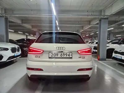Audi Q3 2014, 133413 км, за 7220.69 USD