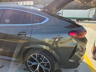BMW X6 2021, 98000 км, за 39739.43 USD