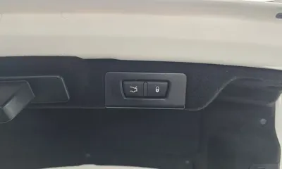Maserati Quattroporte 2017, 63459 км, за 22084.7 USD - фото 32