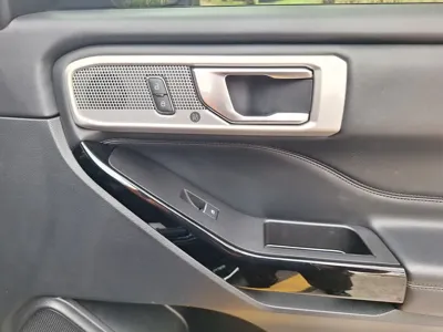 Ford Explorer 2021, 58288 км, за 24287.78 USD - фото 17