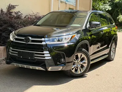 Toyota Highlander 2018, 36000 км, за 20305.67 USD - фото 17