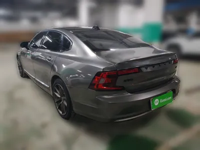 Volvo S90 New Energy 2023, 108200 км, за 25636 USD - фото 4