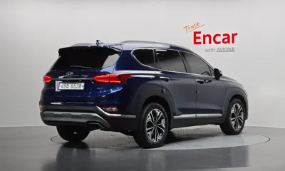 Hyundai Santafe 2019, 43618 км, за 13121.96 USD
