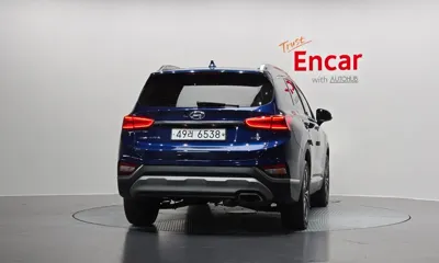 Hyundai Santafe 2019, 43618 км, за 13121.96 USD