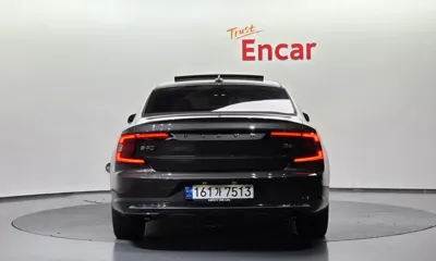 Volvo S90 2024, 6694 км, за 33049.22 USD