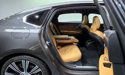 Volvo S90 2024, 6694 км, за 33049.22 USD - фото 12
