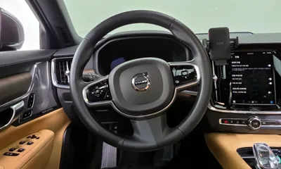 Volvo S90 2024, 6694 км, за 33049.22 USD - фото 13