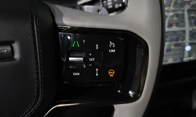Land Rover Range Rover Velar 2026, 5874 км, за 65636.08 USD - фото 16
