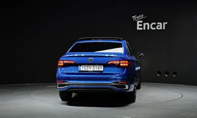 Volkswagen Jetta 2023, 25195 км, за 15302.46 USD