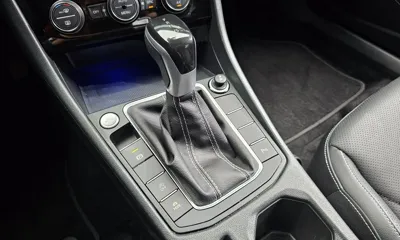 Volkswagen Jetta 2023, 25195 км, за 15302.46 USD - фото 9