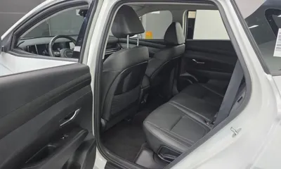 Hyundai Tucson 2024, 19075 км, за 17657.87 USD - фото 11