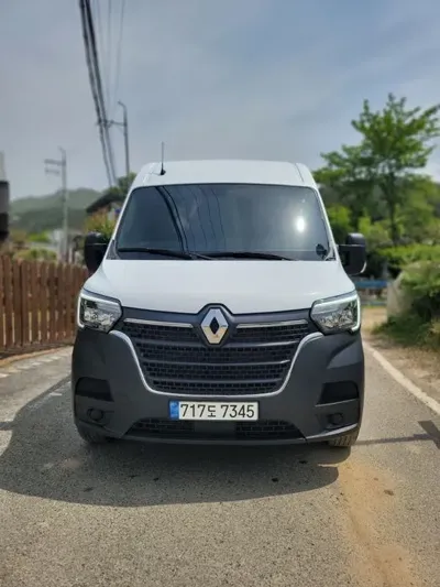 Renault-KoreaSamsung Master 2021, 51800 км, за 16279.21 USD