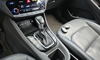 Hyundai Ioniq 2016, 177294 км, за 4618.43 USD - фото 9