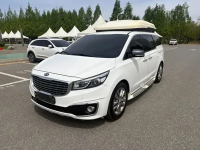 Kia Canival · 2017 год