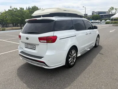 Kia Canival 2017, 94849 км, за 8923.86 USD