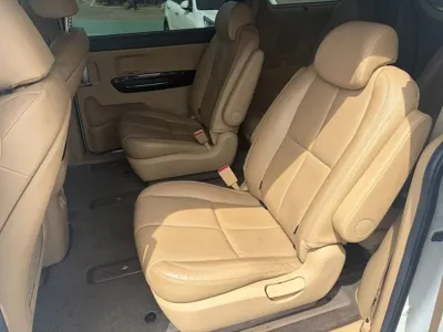 Kia Canival 2017, 94849 км, за 8861.76 USD - фото 9