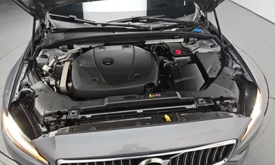 Volvo S60 2020, 34863 км, за 18434.09 USD - фото 6