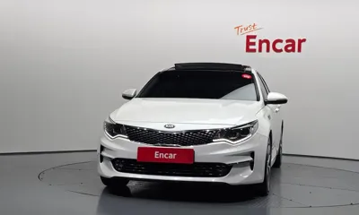 Kia K5 2018, 106839 км, за 6277.1 USD