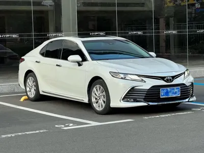 Toyota Camry 2023, 25000 км, за 16178.21 USD
