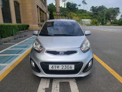 Kia Morning 2012, 188443 км, за 1878.7 USD